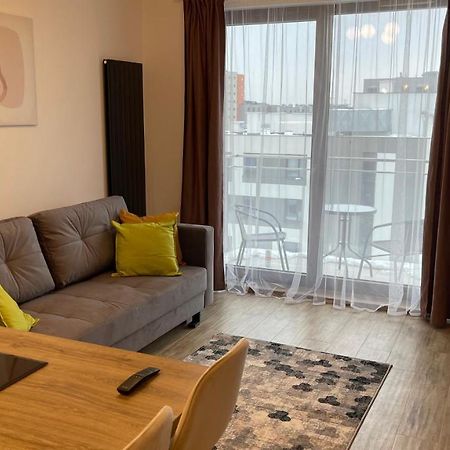2-Room In New House, Wola Варшава Экстерьер фото