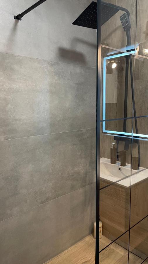 2-Room In New House, Wola Варшава Экстерьер фото