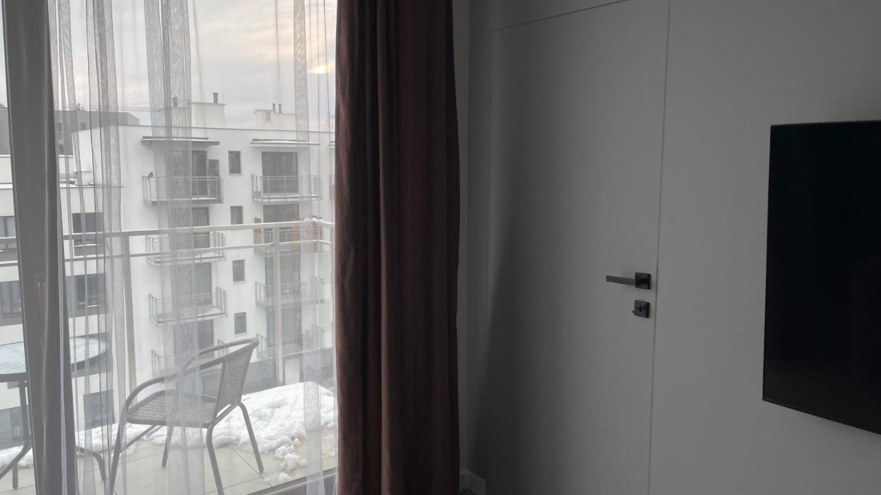 2-Room In New House, Wola Варшава Экстерьер фото